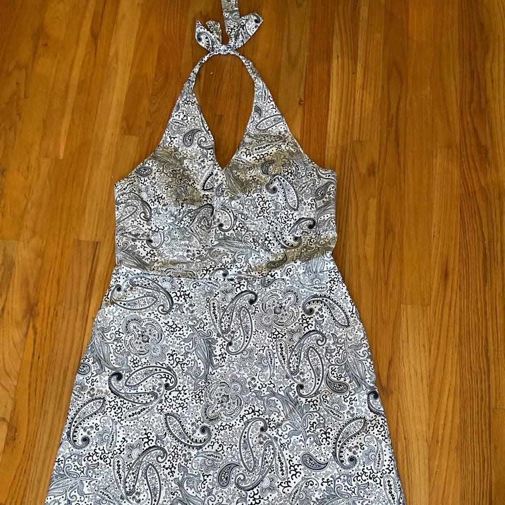 Ann Taylor Petite Fit & Flare White/Black Paisley Backless Lined Sundress
